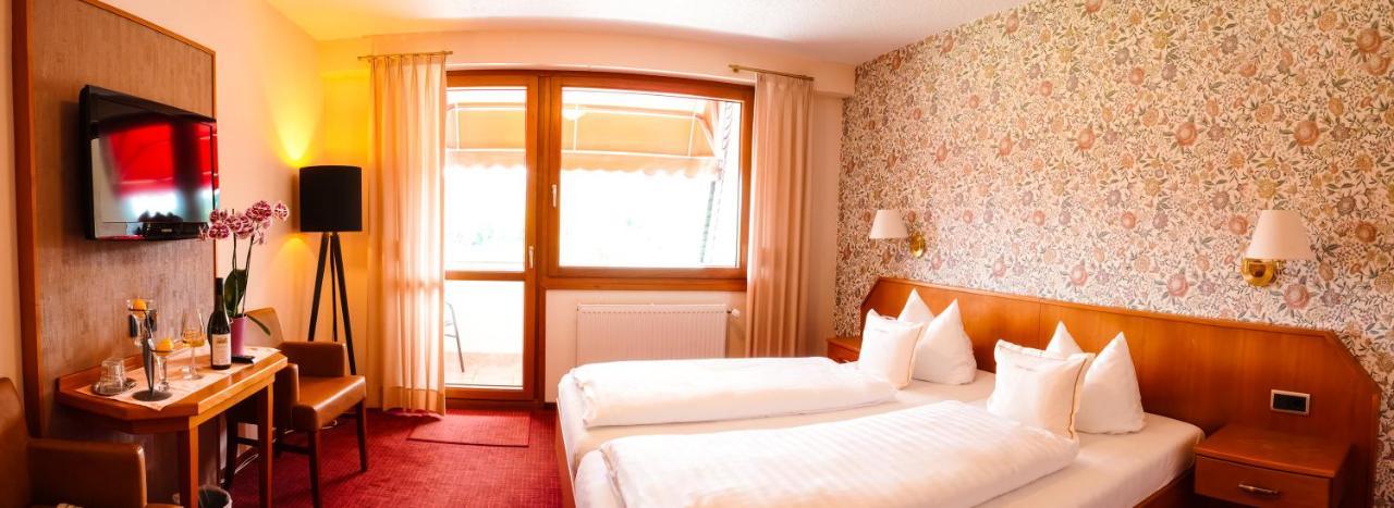 Hotel Zehnthof Юрциґ Екстер'єр фото